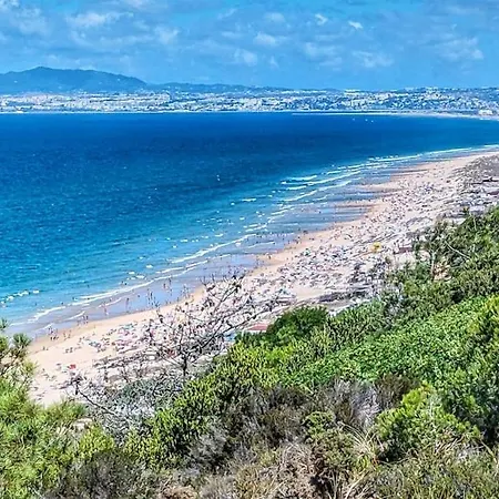 The Elegant 2br Caparica, By 351lisbon Costa de Caparica